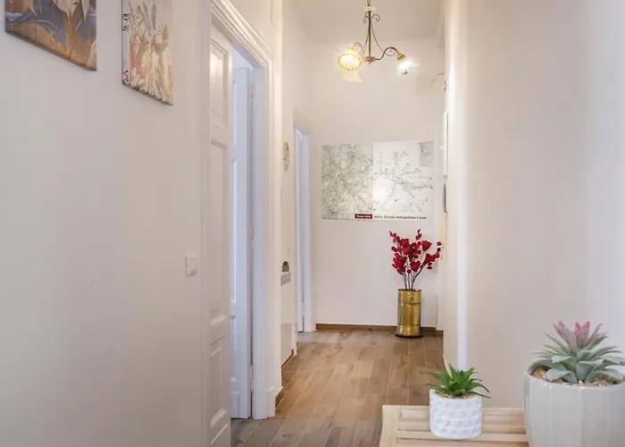 Domus Latina Heart San Giovanni Apartamento